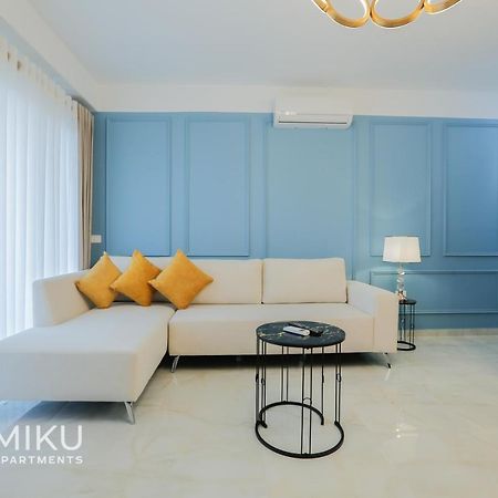 Miku Apartment - Glamorous 1Bedroom Apartment At Olympic Residence Tirana Extérieur photo