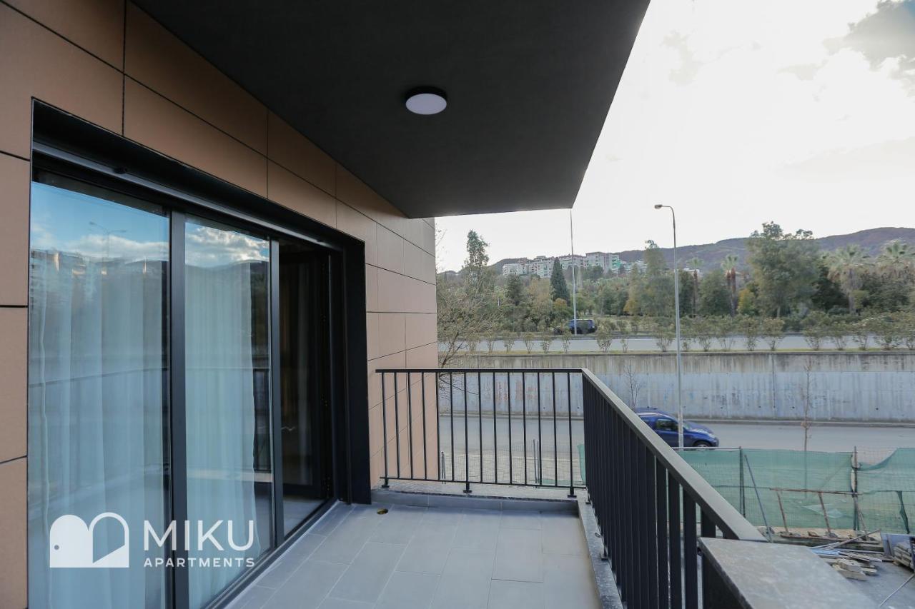 Miku Apartment - Glamorous 1Bedroom Apartment At Olympic Residence Tirana Extérieur photo