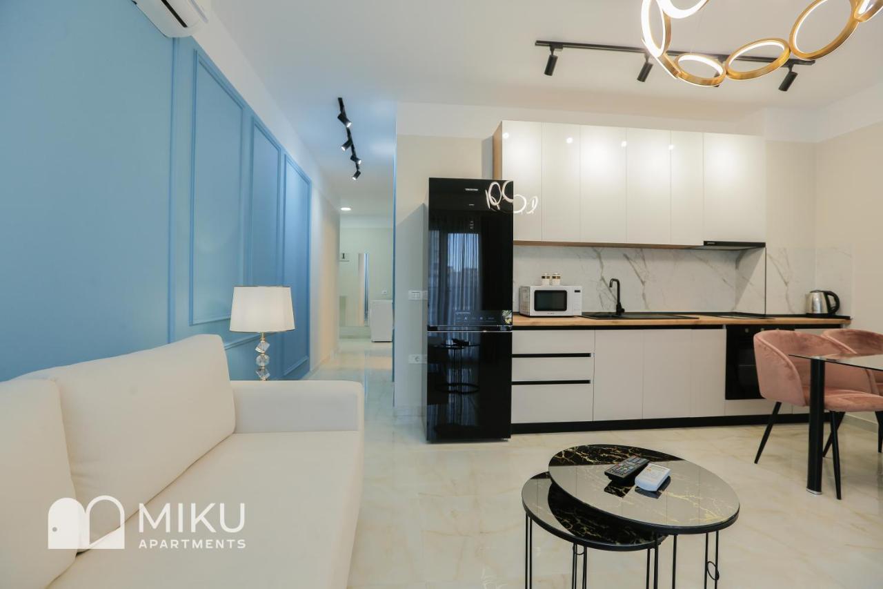 Miku Apartment - Glamorous 1Bedroom Apartment At Olympic Residence Tirana Extérieur photo