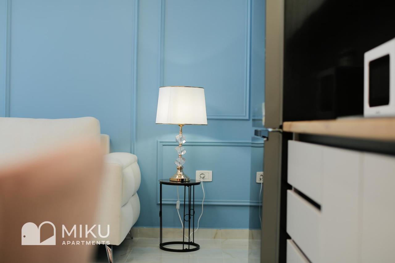 Miku Apartment - Glamorous 1Bedroom Apartment At Olympic Residence Tirana Extérieur photo